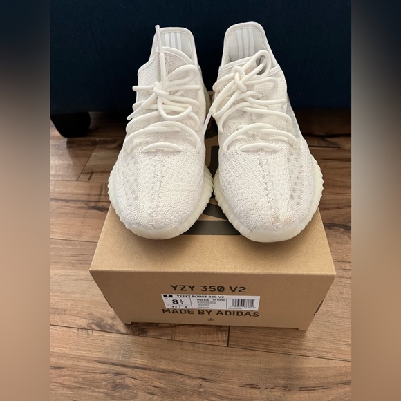 AUTHENTIC YEEZY BOOST 350 V2 - Picture 6 of 9